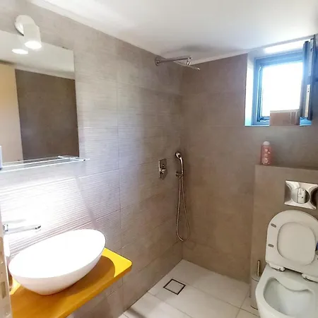 Marmaras Mani 3* Rínglia